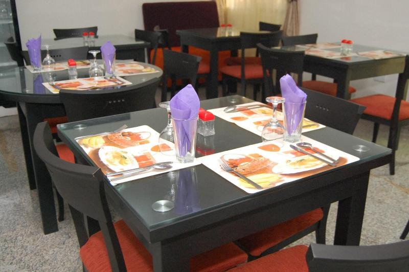 Suru Express Hotel Surulere image