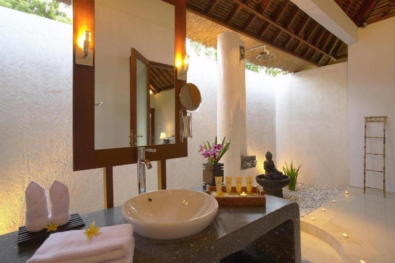 Siddhartha Oceanfront Resort Spa Bali image