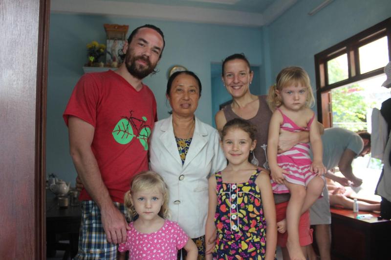 Island Smiles Homestay