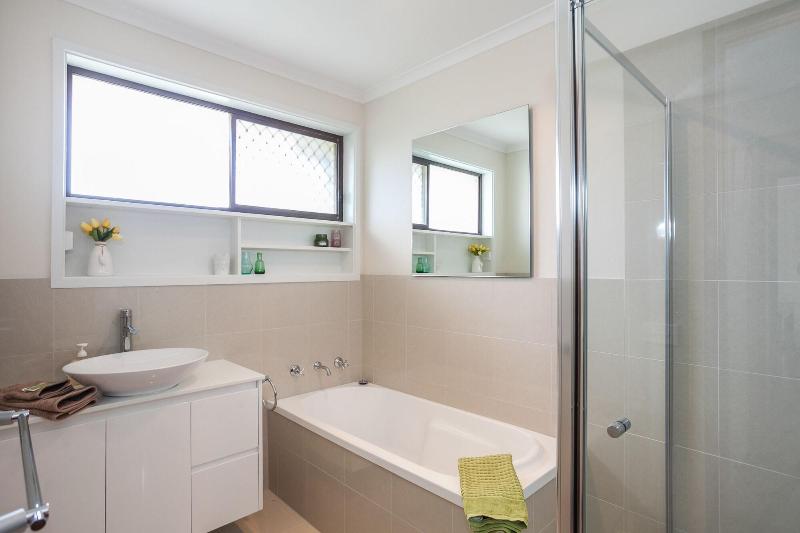 Beachfront Cottages Torquay image