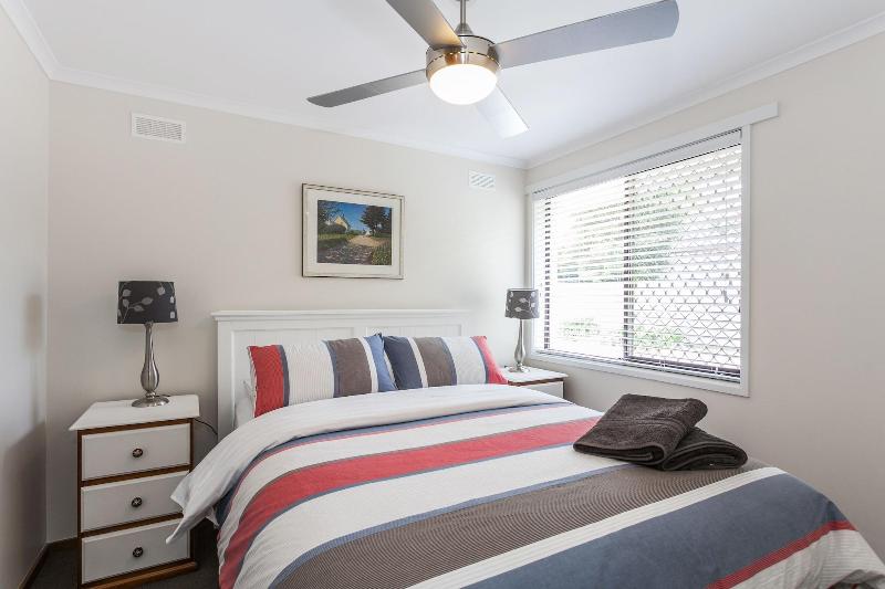 Beachfront Cottages Torquay image