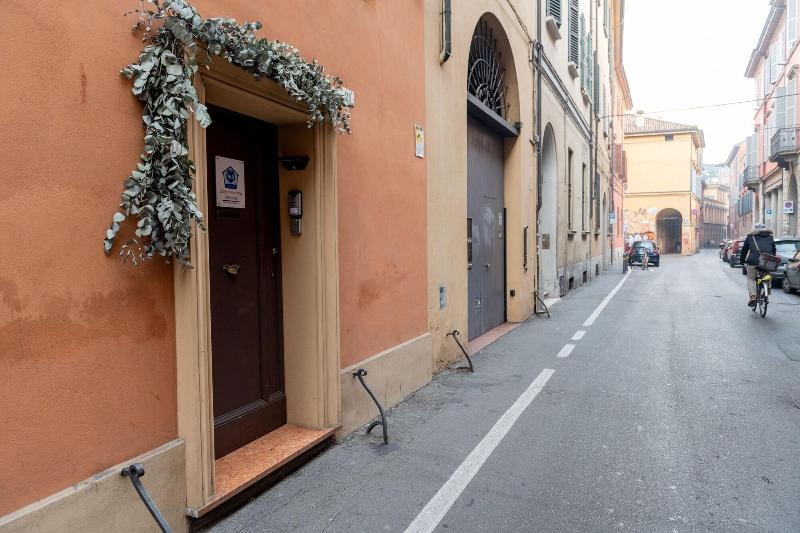 Good Morning Bologna — general view