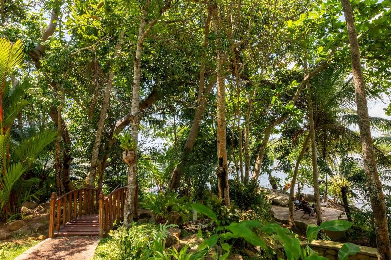 Villa Birdlake image