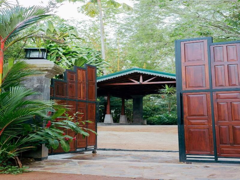 Villa Birdlake image