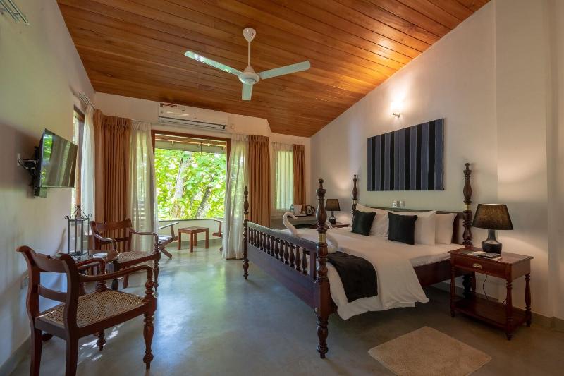 Villa Birdlake image