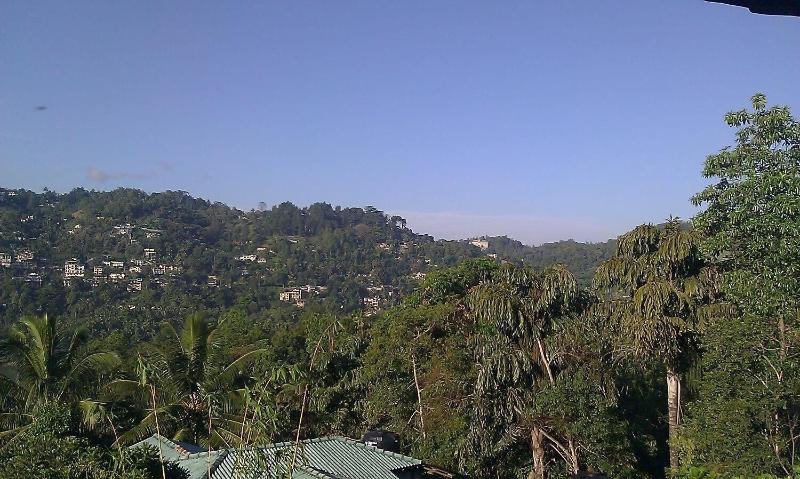 Deer Point Hotel Kandy image