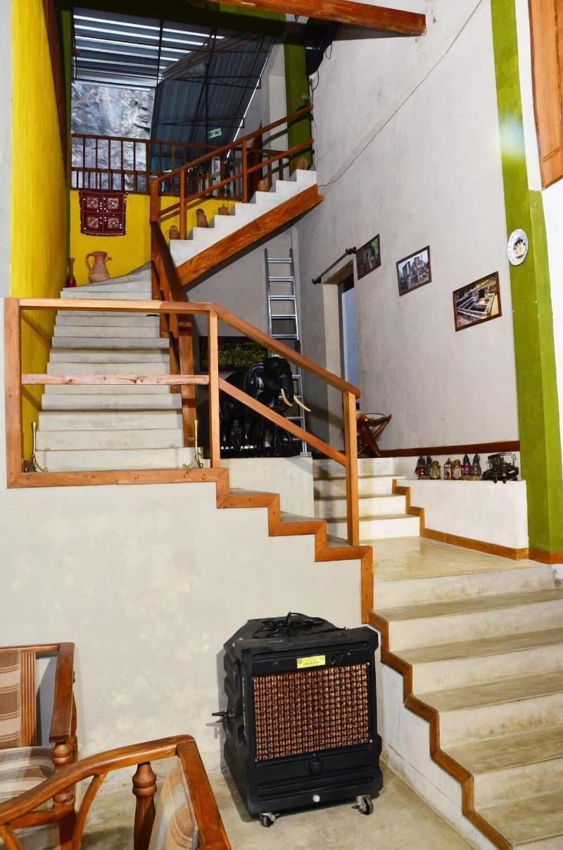 Deer Point Hotel Kandy image
