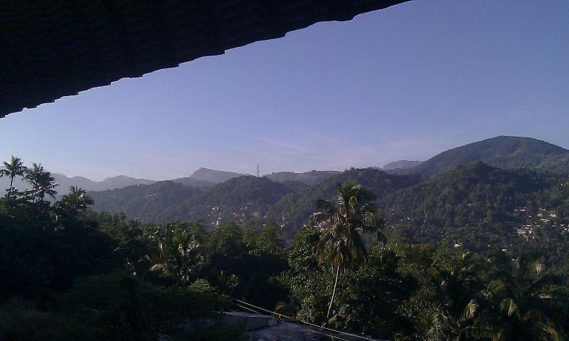 Deer Point Hotel Kandy image