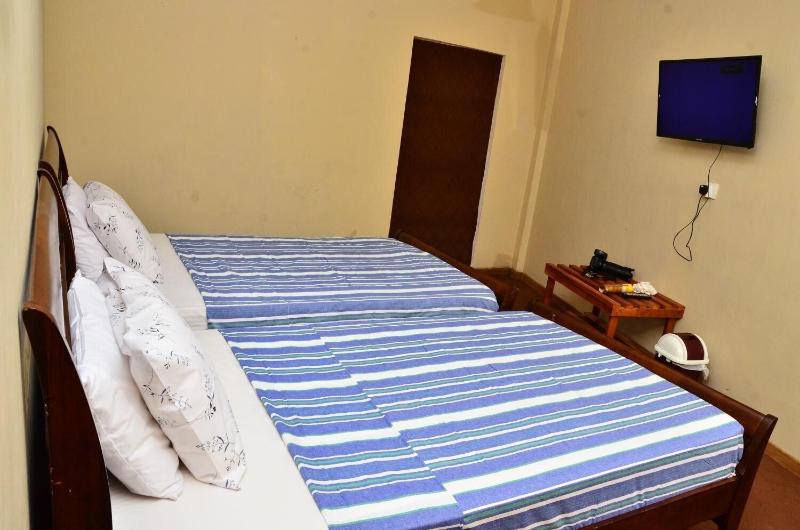 Deer Point Hotel Kandy image