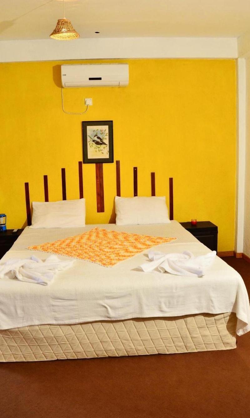 Deer Point Hotel Kandy image