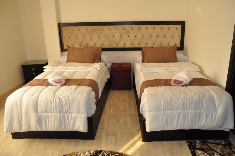 Tut Pyramids View Hotel image
