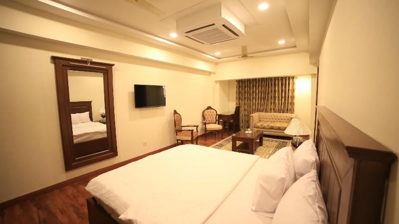 Diplomat Hotel image