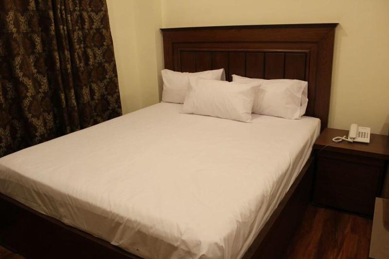 Diplomat Hotel image