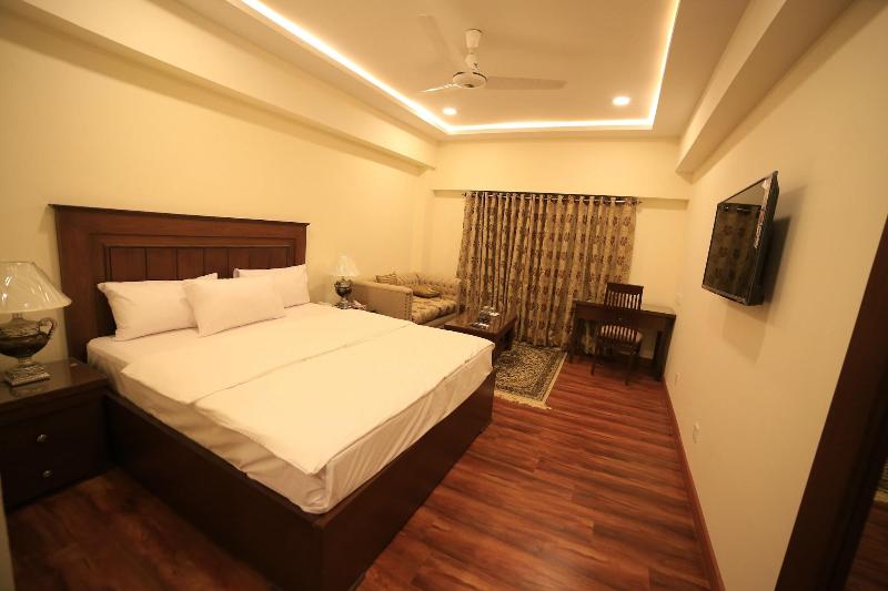 Diplomat Hotel image