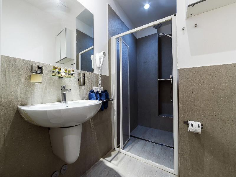Bella Roma Luxury Accomodation image