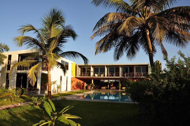 Leo S Beach Hotel Restaurant Adults Only image