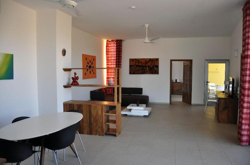 Leo S Beach Hotel Restaurant Adults Only image