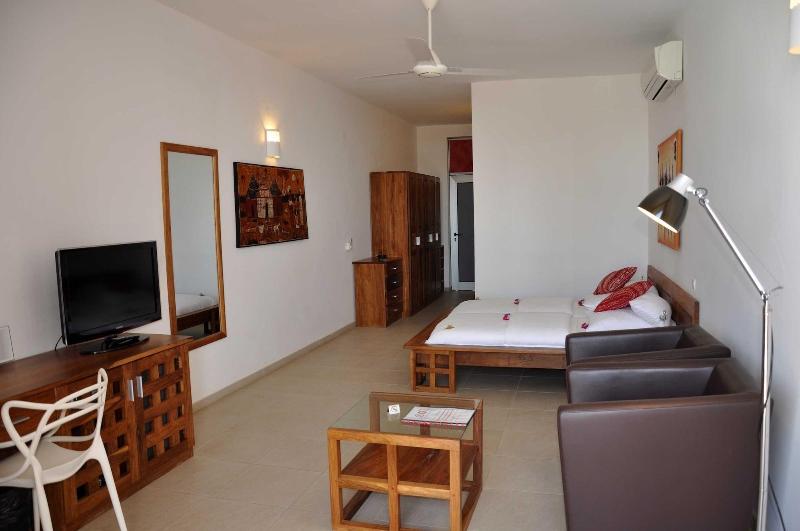 Leo S Beach Hotel Restaurant Adults Only image