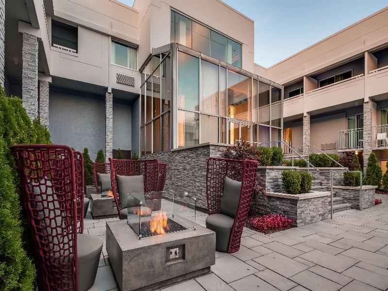 Doubletree Bloomfield Hills Detroit image