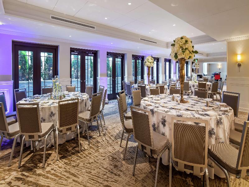 Doubletree Bloomfield Hills Detroit image