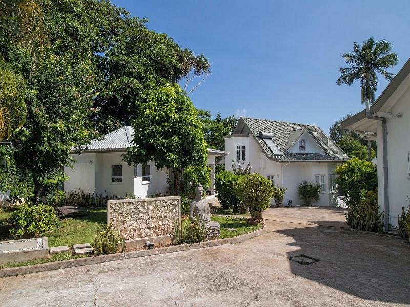 Le Domaine De Bacova image