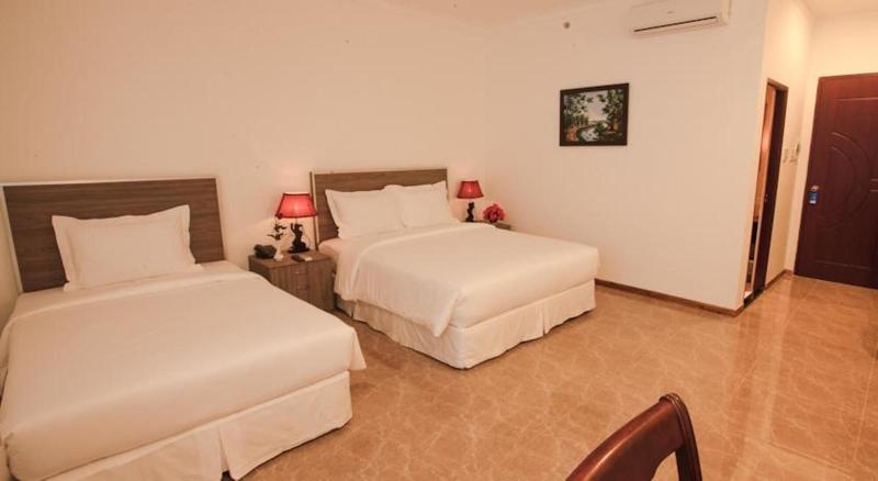 Den Long Do Hotel Restaurant image