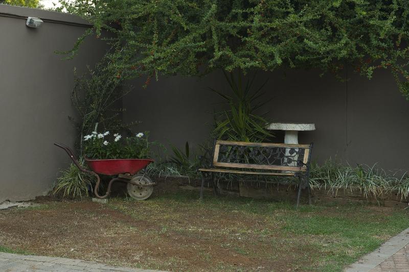Cottonwood Guesthouse — general view