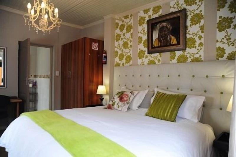 Cottonwood Guesthouse image