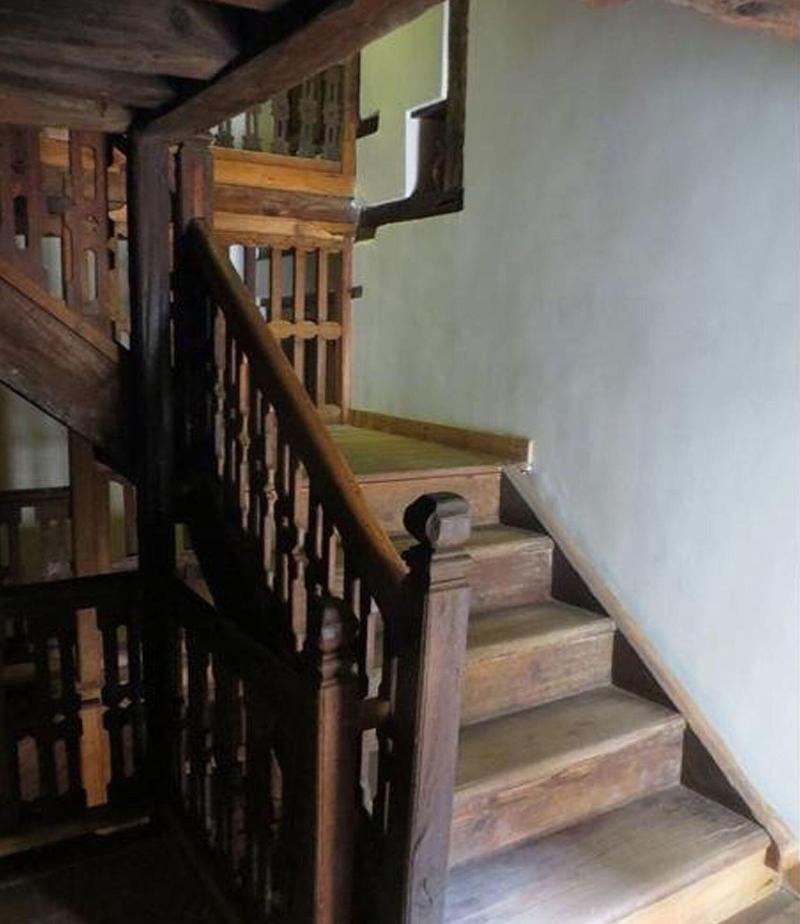 Traditional Homes Swotha image