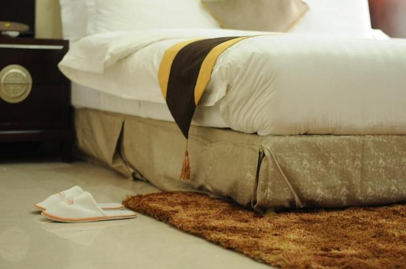 Clen Phil Hotels And Suites image