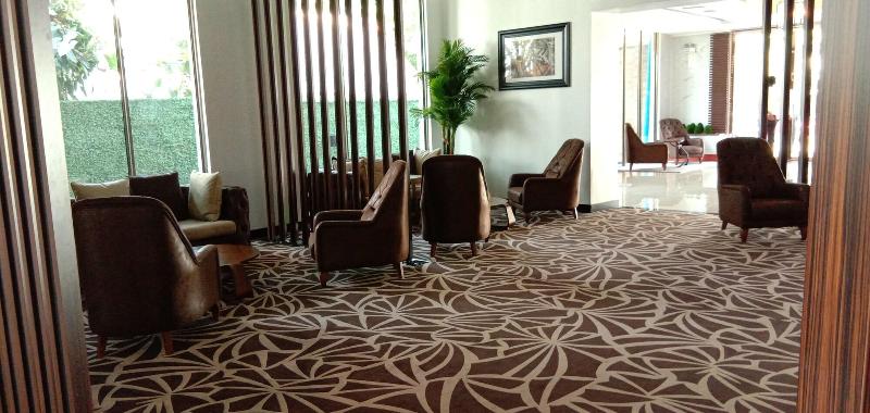 Summerset Continental Hotel By Usuma
