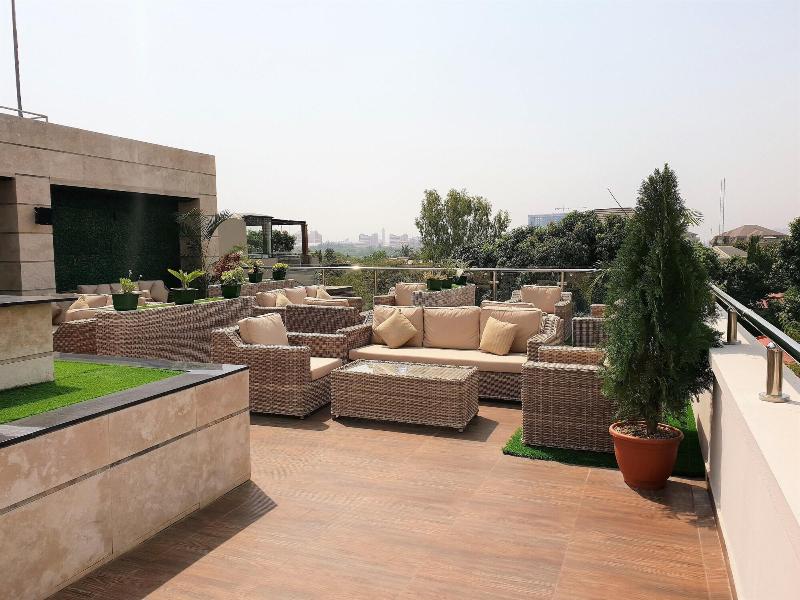 Summerset Continental Hotel By Usuma