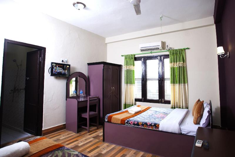 Sauraha Resort image