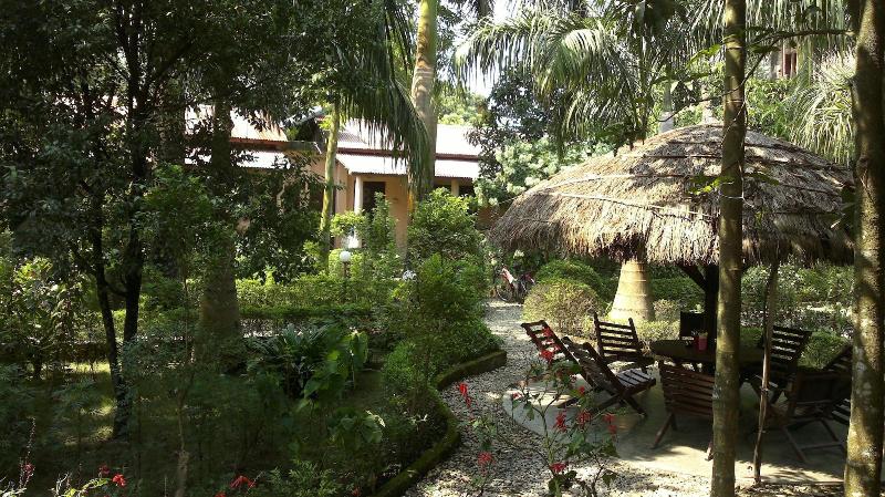 Sauraha Resort image