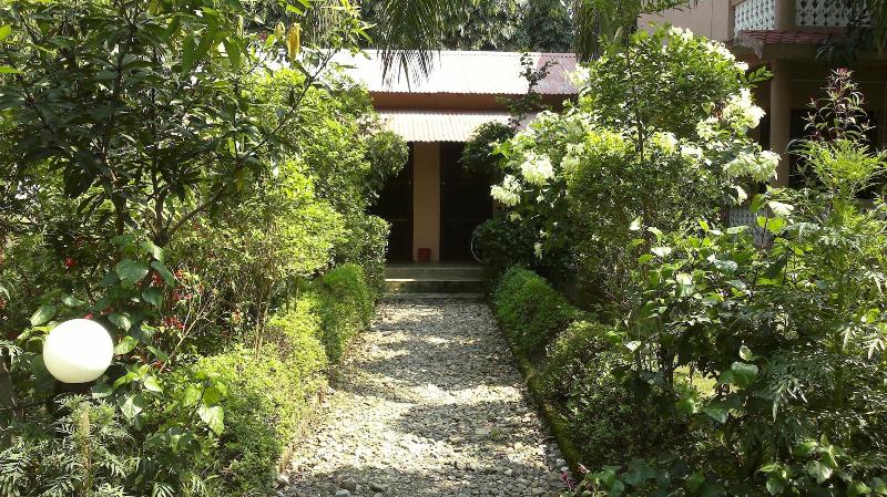 Sauraha Resort image