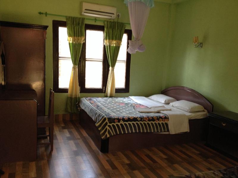 Sauraha Resort image