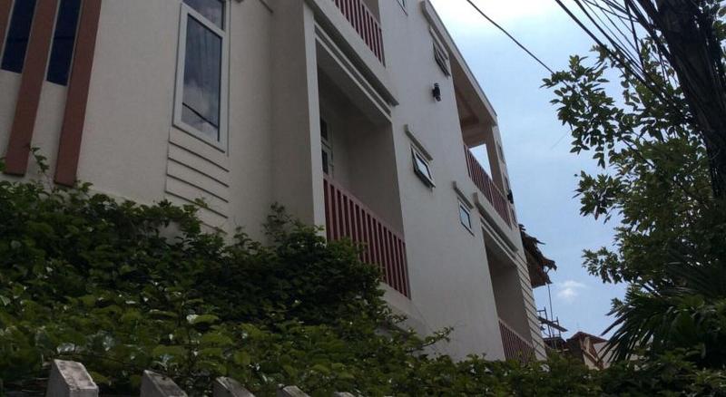Center Homestay image