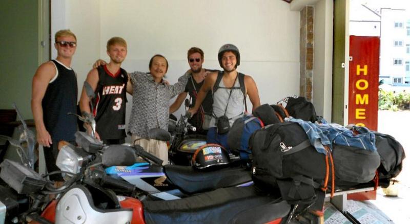 Center Homestay image