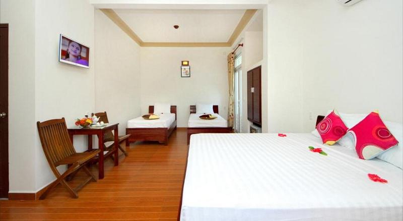 Center Homestay image