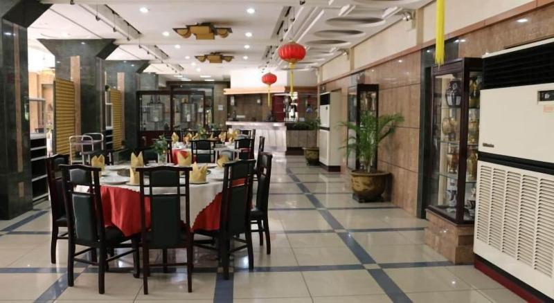 Golden Gate Hotel Abuja — restaurant
