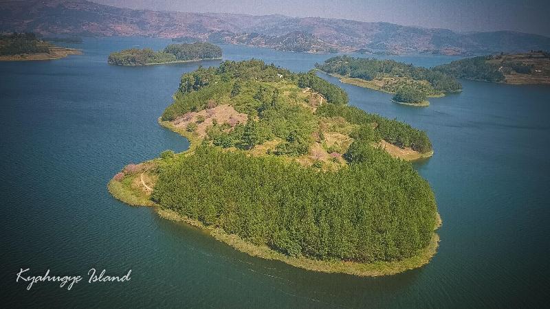 Lake Bunyonyi Eco Resort image