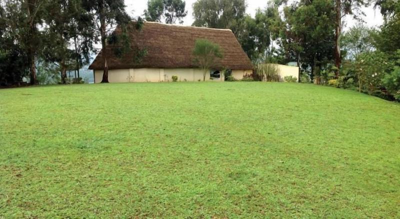 Lake Bunyonyi Eco Resort image