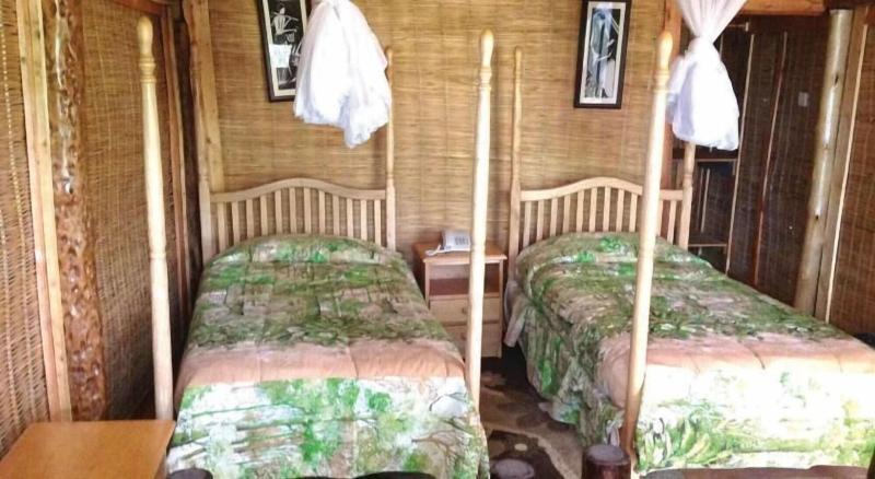 Lake Bunyonyi Eco Resort image