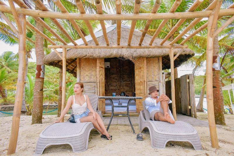 Golden Sands Destination Resorts image