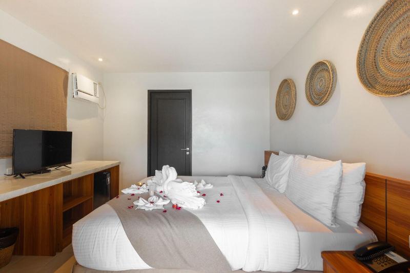 Golden Sands Destination Resorts image