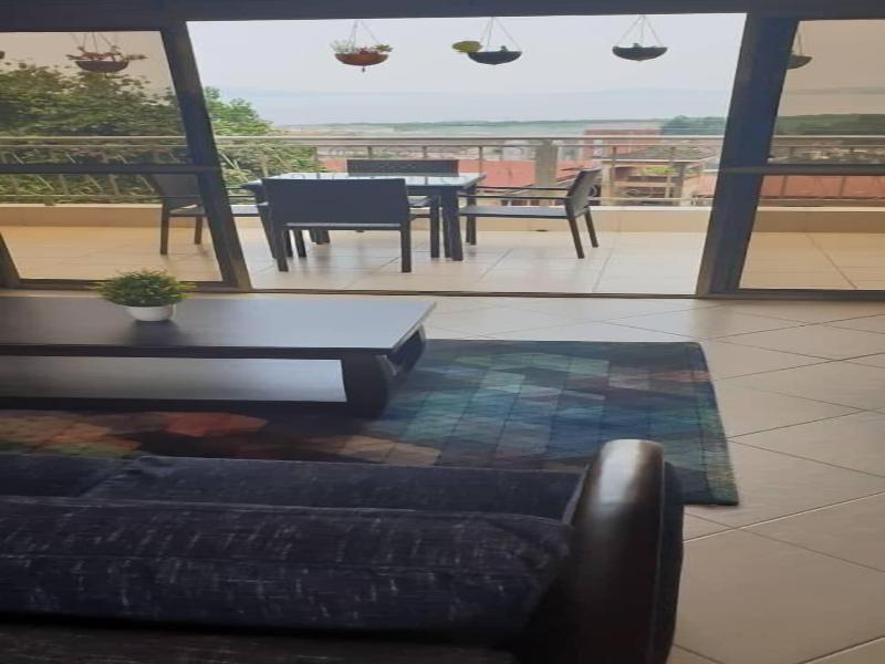 Lake Breeze House image