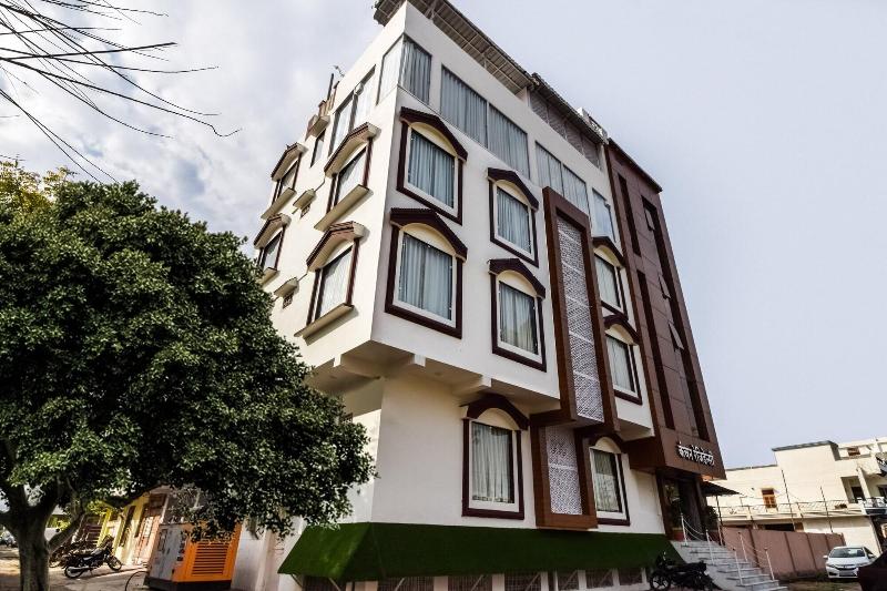 35374 Hotel Kanchan Residency
