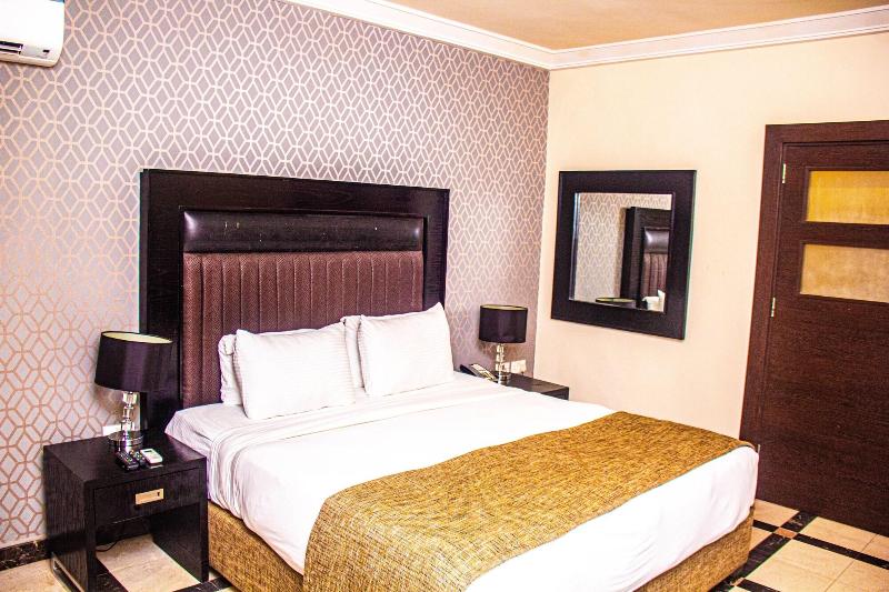 Hotel Quo Vadis image
