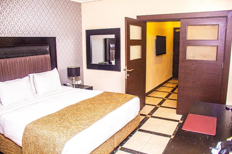 Hotel Quo Vadis image