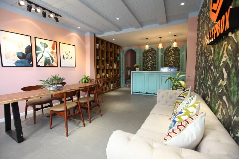 Sleepbox Hostel Phu Quoc image